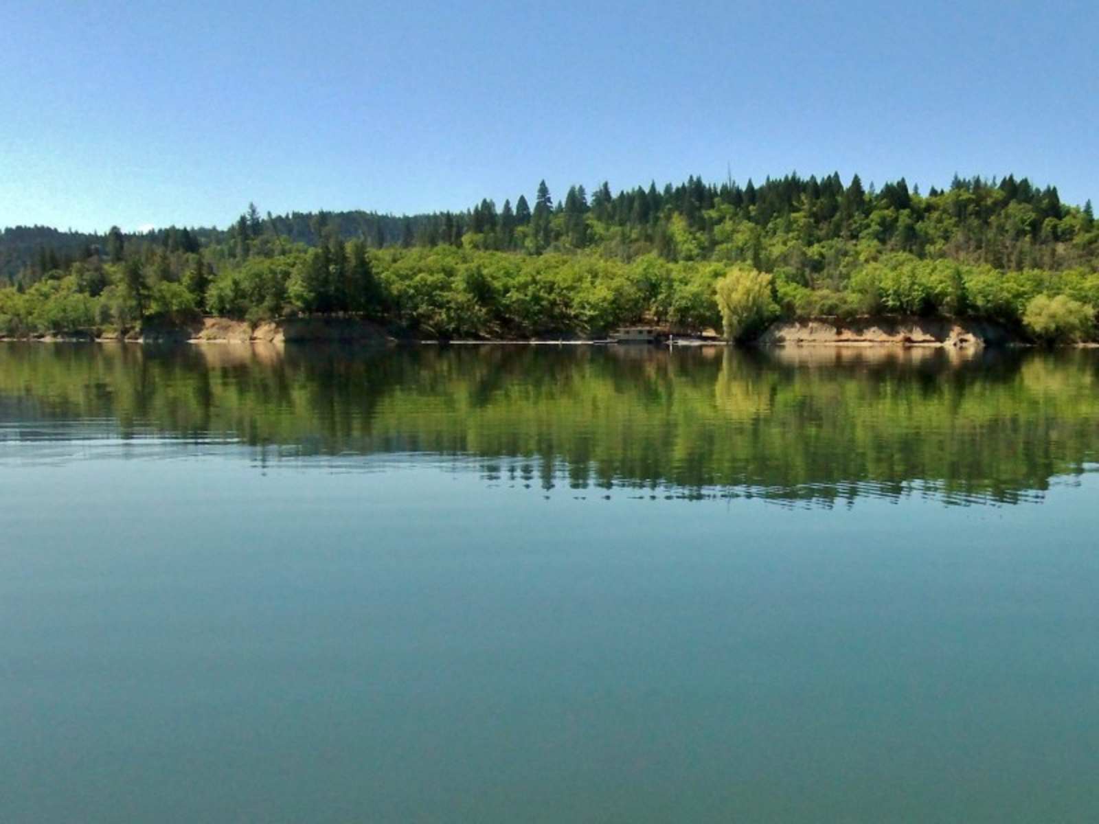 Lake Pillsbury Resort - glamping.directory