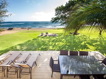 Secluded Oceanfront Villa with Spectacular Views of Kekaha Beach in Kauai, Hawaii - Kekaha, Hawaii - glamping.directory
