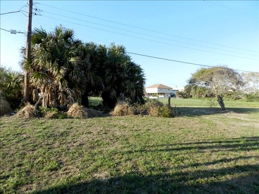 Fantastic Beach Cabin Rental on Galveston Island, Texas - Galveston, Texas - glamping.directory