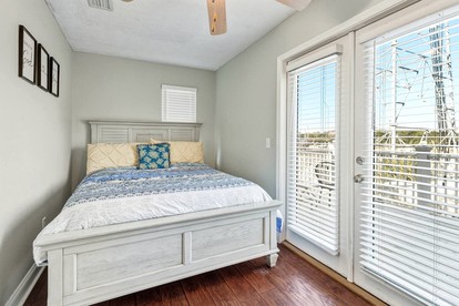 Coastal Beach Home with BBQ Grill & Kids Playground in Panama City Beach, Florida - Panama City Beach, Florida - glamping.directory