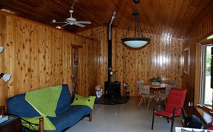 Romantic Suite Rental on the Shores of Keuka Lake in Upstate New York - Penn Yan, New York - glamping.directory
