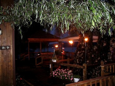 Romantic Suite Rental on the Shores of Keuka Lake in Upstate New York - Penn Yan, New York - glamping.directory