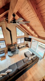 Cozy Luxe Hideaway with Stunning Views & Spacious Loft in Arnold, California - Arnold, California - glamping.directory