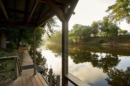 Waterfront Glamping Stay on Guadalupe River in Texas - Canyon Lake, Texas - glamping.directory