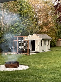 Cute Tiny House near Falmouth Heights Beach and close to Martha's Vineyard in East Falmouth, Massachusetts - glamping.directory