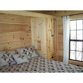 Romantic Rural Retreat with Fireplace and Private Hot Tub on 20 Acres, near Historic Hendersonville and Asheville, NC - Hendersonville, North Carolina - glamping.directory