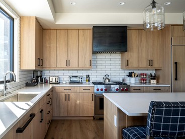 Impressive Mountain Villa with Hot-tub and Impressive Views in Big Sky, Montana - Big Sky, Montana - glamping.directory