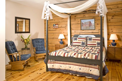 Elegant Country Getaway in a Bed and Breakfast in Arrington, Virginia - Arrington, Virginia - glamping.directory