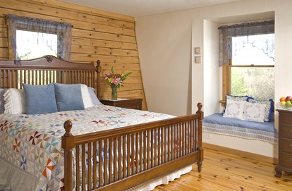 Elegant Country Getaway in a Bed and Breakfast in Arrington, Virginia - Arrington, Virginia - glamping.directory