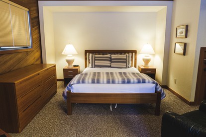 Mountain Vacation Rental with Private Hot Tub in Truckee, California - Truckee, California - glamping.directory