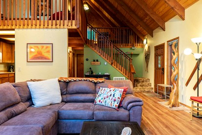 Group Cozy Cottage with Game Room in California - Dorrington, California - glamping.directory