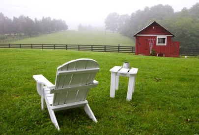 One-Bedroom, One-Bathroom Cottage Rental on a 250-Acre Cattle Farm near Appalachian Trail - Scottsville, Virginia - glamping.directory