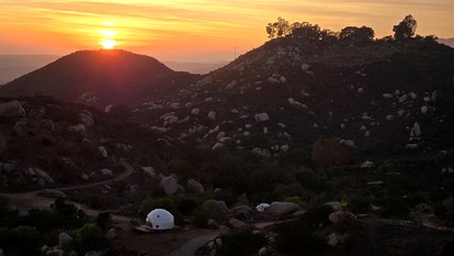 Luxurious Dome on Farm with Impressive Views at Splitrock Valley, California - Fallbrook, California - glamping.directory