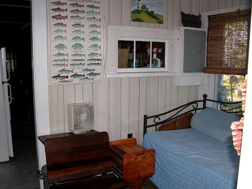 Cozy Cottage Rental with Views of Historic Lake Champlain in West Swanton, Vermont - West Swanton, Vermont - glamping.directory