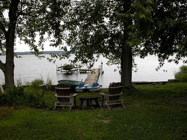 Cozy Cottage Rental with Views of Historic Lake Champlain in West Swanton, Vermont - West Swanton, Vermont - glamping.directory