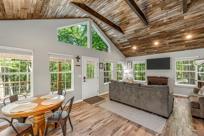 Fantastic Peaceful Cabin in Fort Payne, Alabama - Fort Payne, Alabama - glamping.directory