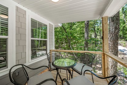 Fantastic Peaceful Cabin in Fort Payne, Alabama - Fort Payne, Alabama - glamping.directory