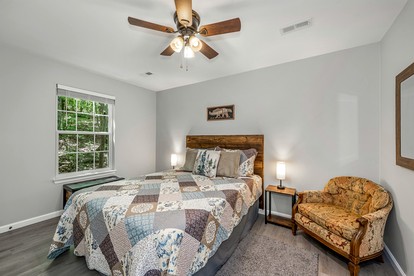 Fantastic Peaceful Cabin in Fort Payne, Alabama - Fort Payne, Alabama - glamping.directory
