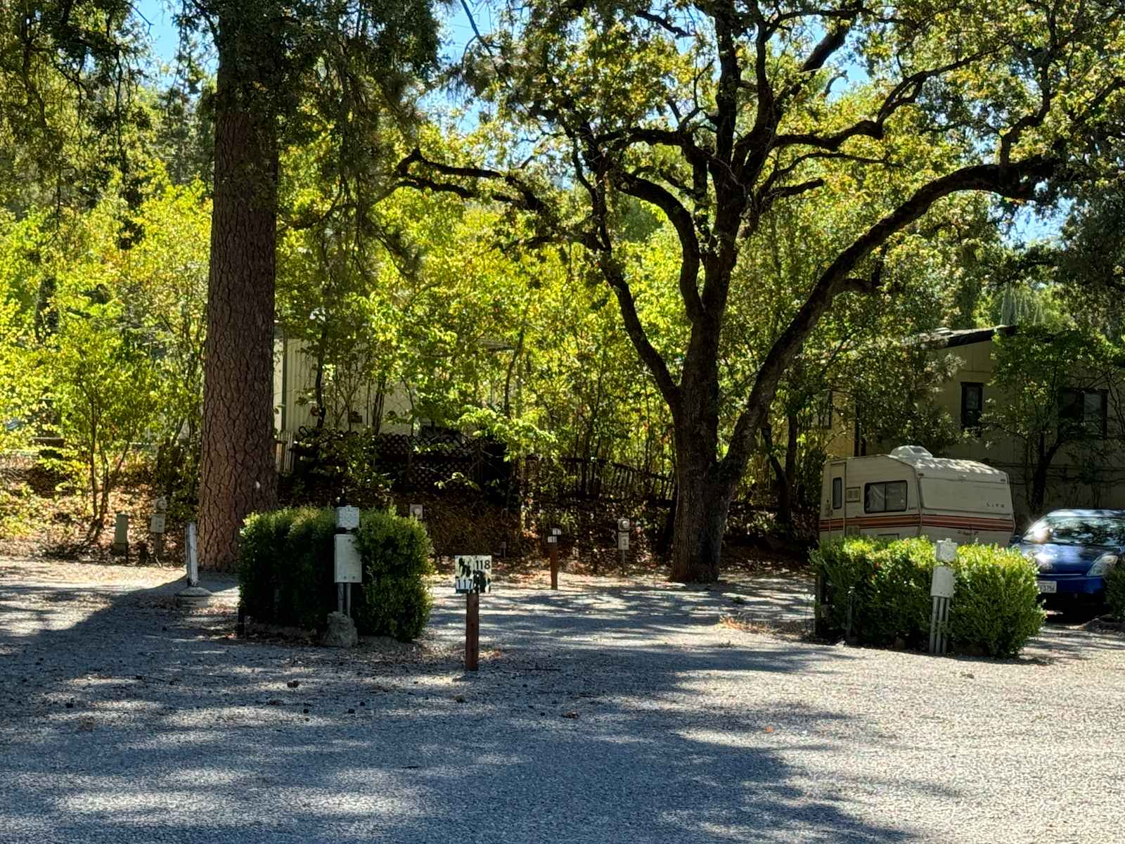 Wonderland RV And Camping - Redding, California - glamping.directory