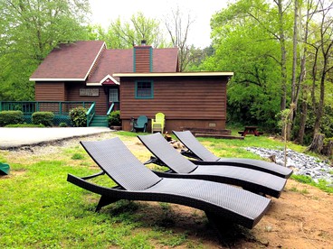 Luxury Cabin Rental for a Family Getaway in Pigeon Forge, Tennessee - Sevierville, Tennessee - glamping.directory