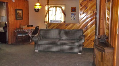 Pet-Friendly Cabin Rental near Apache-Sitgreaves National Forest in Arizona - glamping.directory
