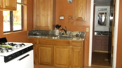 Pet-Friendly Cabin Rental near Apache-Sitgreaves National Forest in Arizona - Lakeside, Arizona - glamping.directory