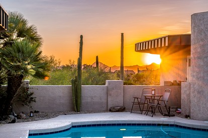 Carefree Crest: Jaw Dropping Views in Scottsdale, AZ - Scottsdale, Arizona - glamping.directory