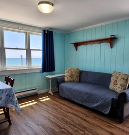 Slow Down by the Sea in a Peaceful Coastal Retreat in North Truro, Massachusetts - North Truro, Massachusetts - glamping.directory