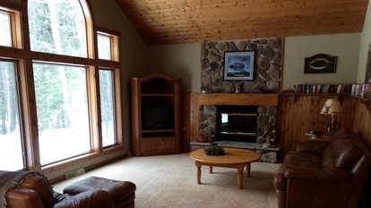 Cozy Cabin Rental near the Wisconsin Great Lakes - Eagle River, Wisconsin - glamping.directory