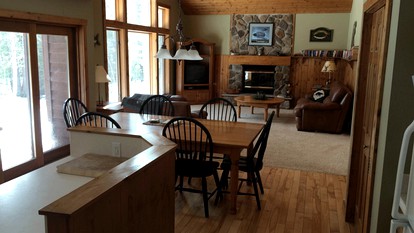 Cozy Cabin Rental near the Wisconsin Great Lakes - Eagle River, Wisconsin - glamping.directory