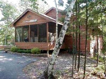 Cozy Cabin Rental near the Wisconsin Great Lakes - glamping.directory