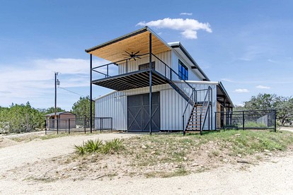 Cute Secluded Cabin Ideal for Nature Lovers in Texas - glamping.directory