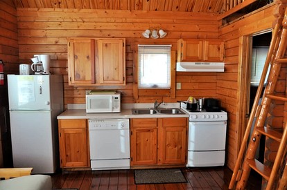 Scenic Lake Buchanan Cabin Retreat with Views Trails and Outdoor Adventures in Texas - Buchanan Dam , Texas - glamping.directory