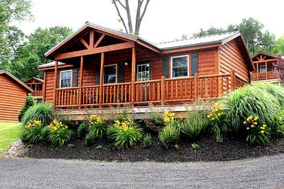 Lakefront Vacation Getaway in the Finger Lakes District of Hector, New York - Hector, New York - glamping.directory