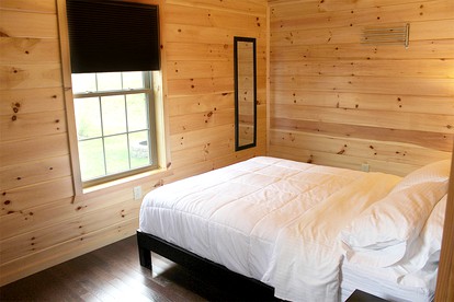 Lakefront Vacation Getaway in the Finger Lakes District of Hector, New York - Hector, New York - glamping.directory
