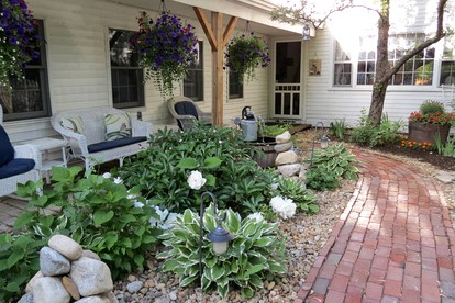Historic Vacation Rental for Two in a 1774 Farmhouse near Hollis, New Hamsphire - Hollis, New Hampshire - glamping.directory