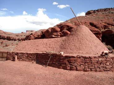Unique Navajo-Inspired Vacation Rental at Adventure Retreat in Moab, Utah - Moab, Utah - glamping.directory