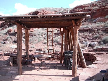 Unique Navajo-Inspired Vacation Rental at Adventure Retreat in Moab, Utah - Moab, Utah - glamping.directory