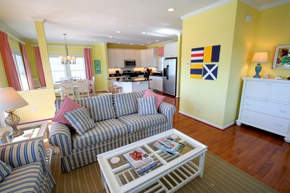 Charming Cabin Getaway with Lovely Views near Raleigh, North Carolina - Holden Beach, North Carolina - glamping.directory