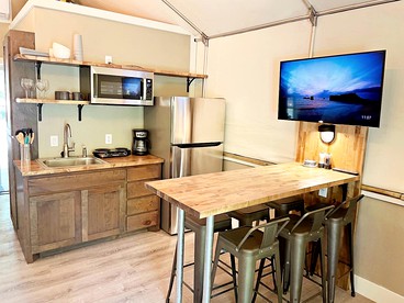 #3 Waterfront Cabin - Cibolo, TX - Cibolo, Texas - glamping.directory