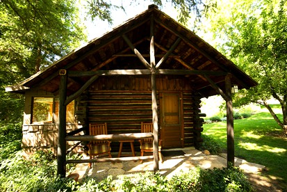 Orchard-Encircled Cabins with Breakfast and Dinner Included, Arizona - Sedona, Arizona - glamping.directory