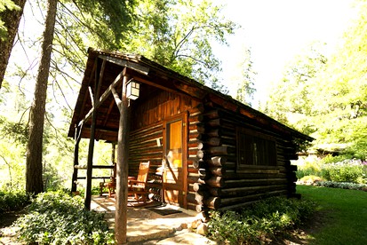 Orchard-Encircled Cabins with Breakfast and Dinner Included, Arizona - glamping.directory