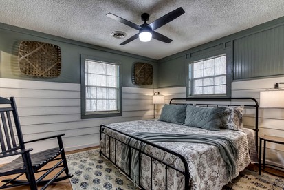 Amazing Cottage with Fire Pit, Pool Table and Barbecue in Sevierville, Tennessee - Sevierville, Tennessee - glamping.directory