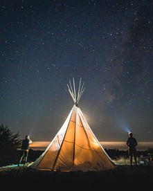 Tipi Rental near Yellowstone for a Nature Escape - Gardiner, Montana - glamping.directory