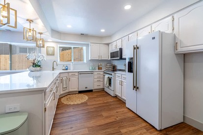 Charming Remodeled Home with Art Deco Flair and Game Room near Downtown Reno, Nevada - Reno, Nevada - glamping.directory