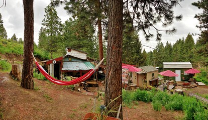 Bohemian Forest Glamping in a Tiny House near Boise, Idaho - Boise, Idaho - glamping.directory