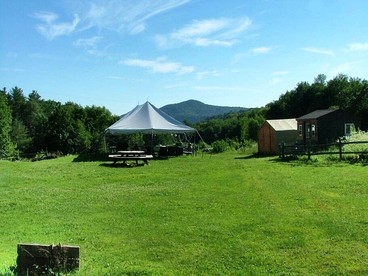 Peaceful Cabin Rental for a Weekend Getaway in Wells, Vermont - Wells, Vermont - glamping.directory