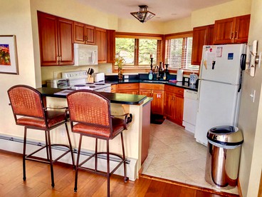 Luxury Cabin Rental near Mt. Washington for Glamping in New Hampshire - Carroll, New Hampshire - glamping.directory