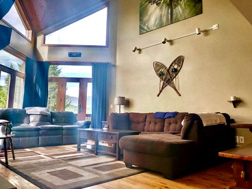 Luxury Cabin Rental near Mt. Washington for Glamping in New Hampshire - Carroll, New Hampshire - glamping.directory