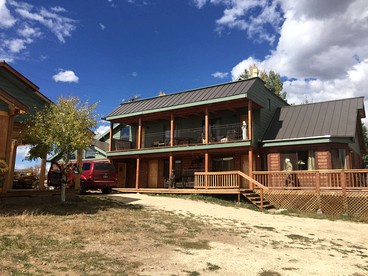 Rustic Lakeside Cabin with Stunning Mountain Views near Colorado Springs - glamping.directory